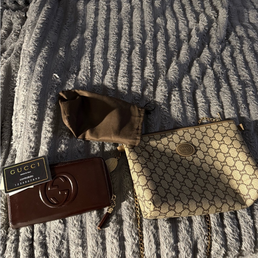 Gucci Cream Clutch with Geometric Pattern - Picture 10 of 10